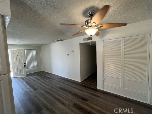 Detail Gallery Image 4 of 13 For 51049 Eisenhower #1,  La Quinta,  CA 92253 - 2 Beds | 1/1 Baths