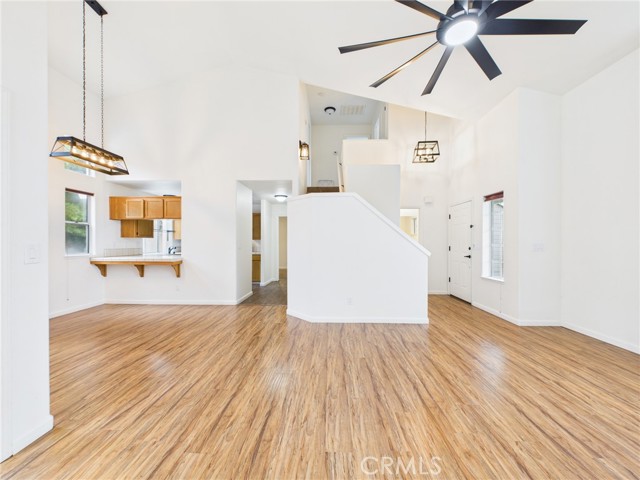 Detail Gallery Image 4 of 46 For 10781 N Windham Bay Cir, Fresno,  CA 93730 - 3 Beds | 2/1 Baths