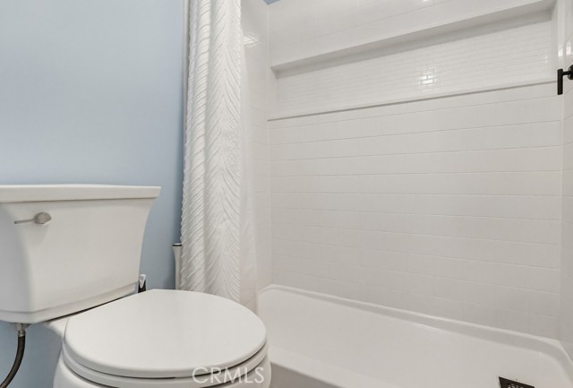 Detail Gallery Image 15 of 26 For 915 Carob Way #3,  Montebello,  CA 90640 - 3 Beds | 2 Baths