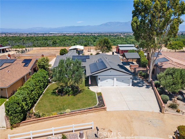 2777 Shadow Canyon Circle, Norco CA: https://media.crmls.org/medias/7ad52eca-a543-4325-ba03-a55e9efb11e3.jpg