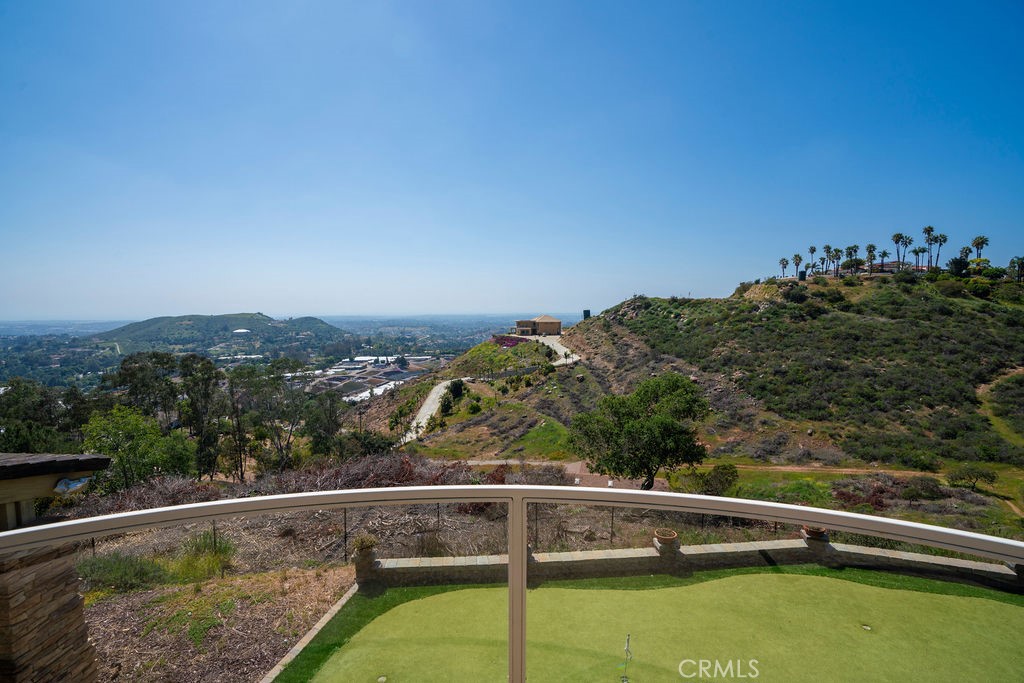 MLS #OC25023879 image #19