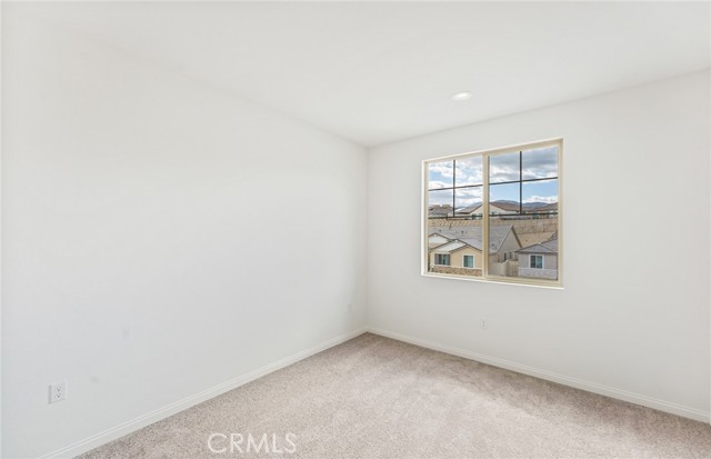Detail Gallery Image 12 of 43 For 3909 Hudson Ln, Lake Elsinore,  CA 92530 - 6 Beds | 5 Baths
