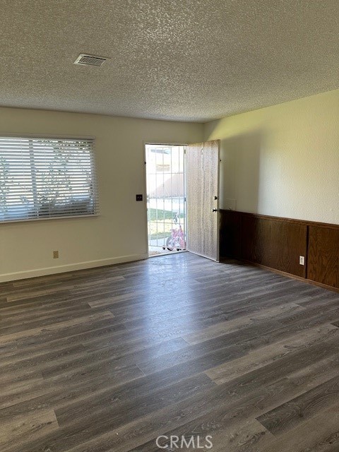 Detail Gallery Image 10 of 12 For 14952 Ritter, Victorville,  CA 92394 - – Beds | – Baths