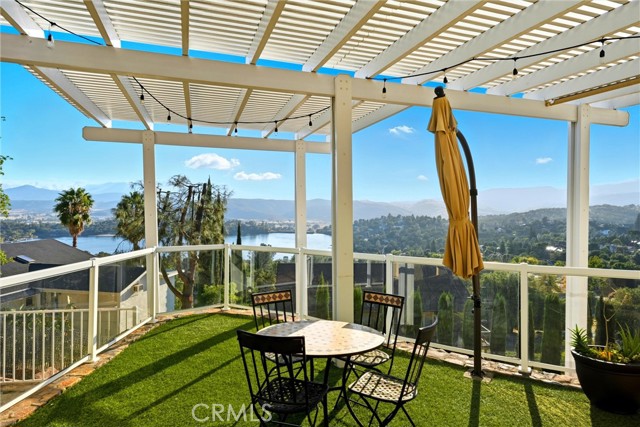 Image 47 of 72 For 18530 Glenwood Rd.