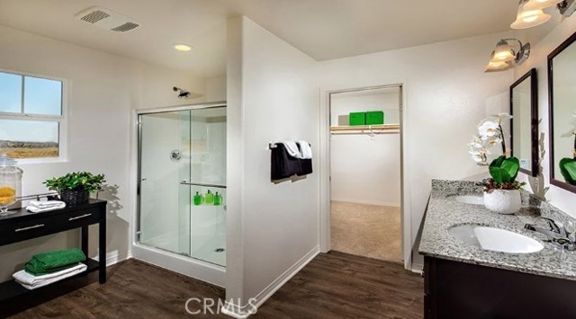Detail Gallery Image 13 of 24 For 1666 W Intrepid Ln, San Pedro,  CA 90732 - 4 Beds | 3/1 Baths