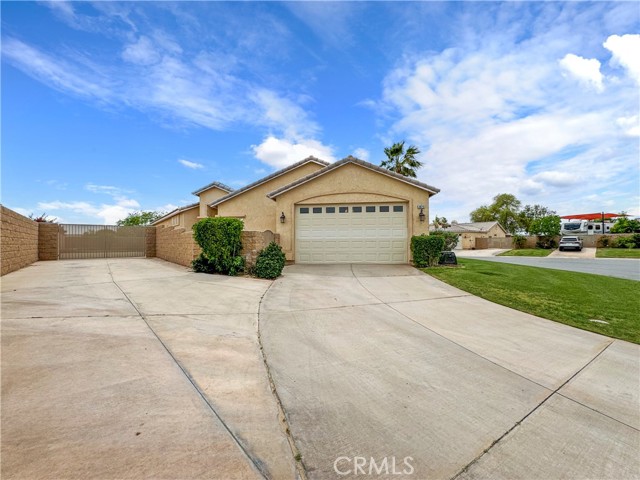Detail Gallery Image 1 of 9 For 3824 Sandy Point Dr, Blythe,  CA 92225 - 3 Beds | 2 Baths