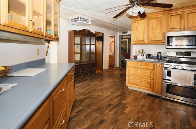 Detail Gallery Image 28 of 43 For 3980 Oak, Clearlake,  CA 95422 - 3 Beds | 2 Baths