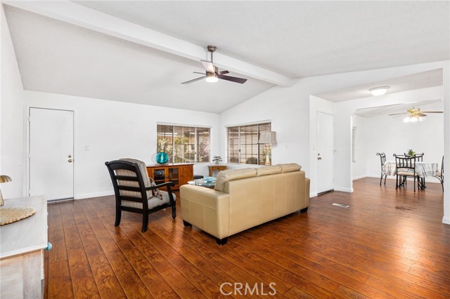 Detail Gallery Image 6 of 39 For 38262 via Oruga, Murrieta,  CA 92563 - 3 Beds | 2 Baths