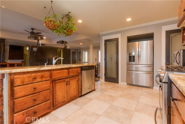 Detail Gallery Image 14 of 71 For 3929 Pardes Way, Paradise,  CA 95969 - 4 Beds | 3 Baths