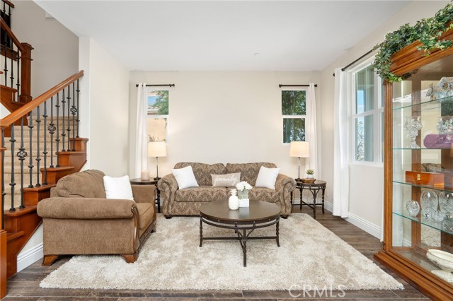 Detail Gallery Image 24 of 52 For 20530 Cheryl Ln, Saugus,  CA 91350 - 5 Beds | 4 Baths