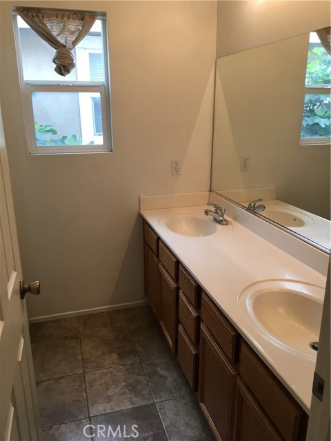 1911 Cefalu Court, Riverside CA: https://media.crmls.org/medias/7ad9c2fe-0897-47b4-bb85-04014b6def89.jpg