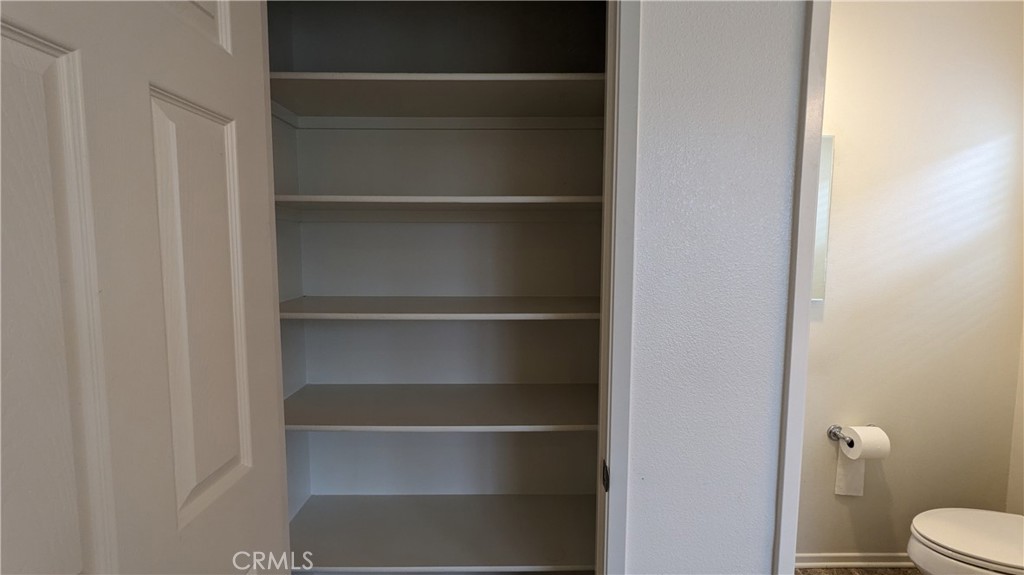 https://media.crmls.org/medias/7ad9c571-1b4e-42db-8868-6360fc4f7bca.jpg?preset=X-Large