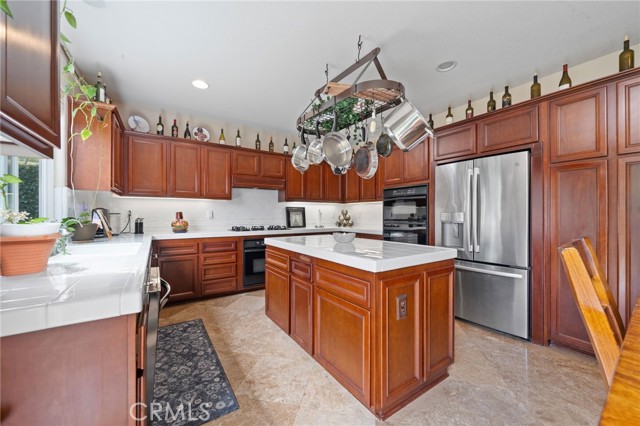 2712 Ashwood, Costa Mesa CA: https://media.crmls.org/medias/7ad9ed35-4b07-4aff-b3f0-07c98cef6362.jpg