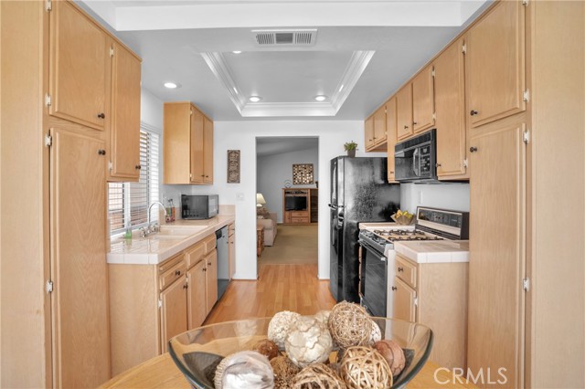 Detail Gallery Image 8 of 34 For 28325 Calle Lustrosos, Menifee,  CA 92585 - 2 Beds | 2 Baths