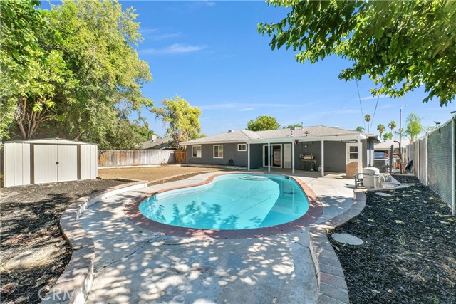 5364 NICHOLS, Riverside CA: https://media.crmls.org/medias/7adb9f71-6a68-475f-bee2-a0ce6166d0bb.jpg