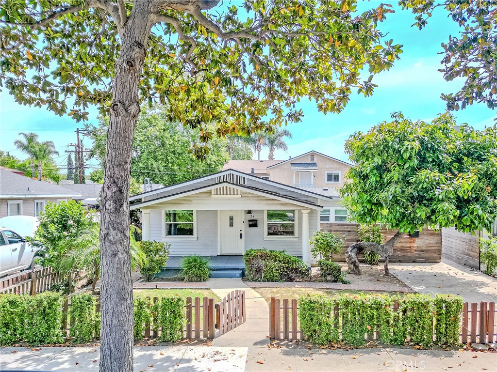 Duplex at 124 N Princeton Avenue