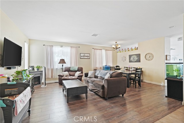 Detail Gallery Image 18 of 75 For 16075 Palomino Ln, Moreno Valley,  CA 92551 - 4 Beds | 2/1 Baths