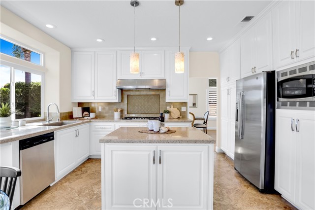 Detail Gallery Image 20 of 59 For 10 Glastonbury, Laguna Niguel,  CA 92677 - 4 Beds | 3/1 Baths