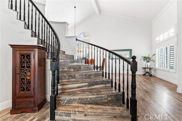 Detail Gallery Image 22 of 53 For 31885 Old Oak Rd, Rancho Santa Margarita,  CA 92679 - 5 Beds | 3 Baths