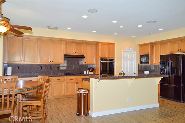 Detail Gallery Image 20 of 75 For 38256 Wild Poppy Ln, Yucaipa,  CA 92399 - 4 Beds | 3 Baths