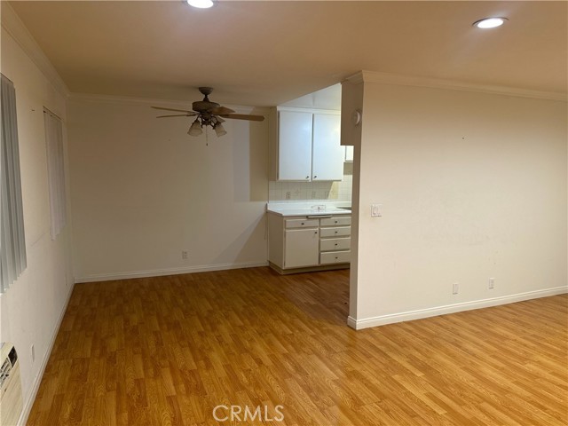 Detail Gallery Image 18 of 42 For 3010 Montrose #17,  Glendale,  CA 91214 - 1 Beds | 1 Baths