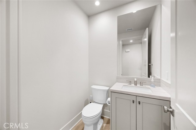 Detail Gallery Image 18 of 60 For 237 Pinnacle, Irvine,  CA 92602 - 4 Beds | 4/1 Baths