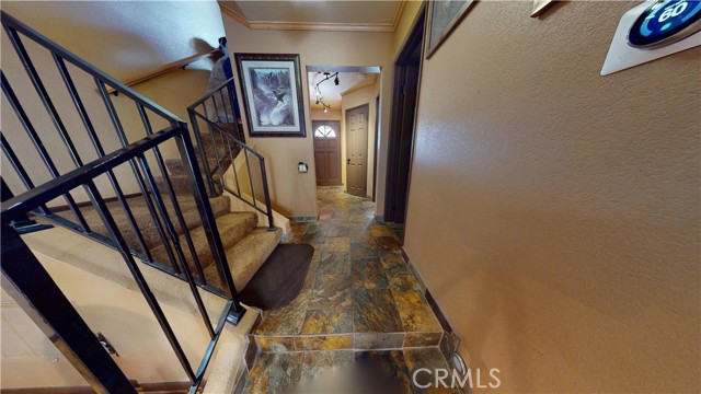 Detail Gallery Image 7 of 27 For 755 Cienega Rd #B,  Big Bear Lake,  CA 92315 - 3 Beds | 2 Baths