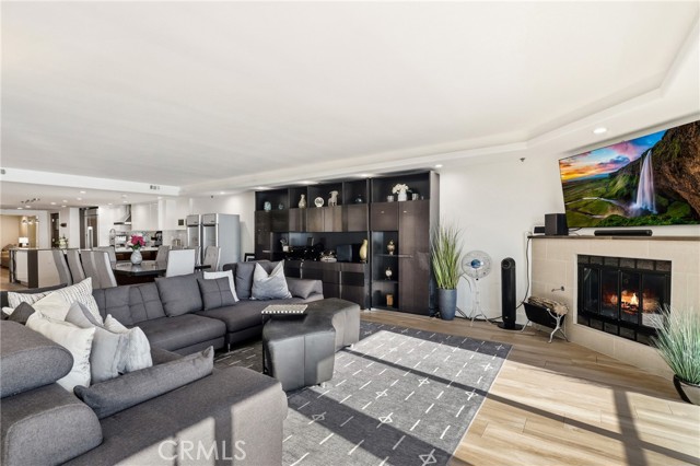 Detail Gallery Image 10 of 66 For 410 Corto Ln #E,  San Clemente,  CA 92672 - 2 Beds | 3 Baths