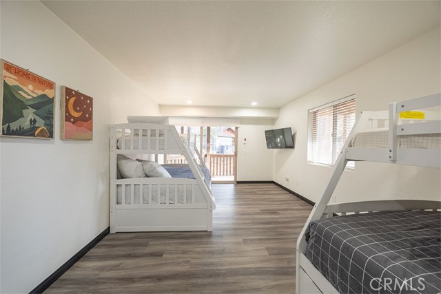 39607 Forest Road, Big Bear Lake CA: https://media.crmls.org/medias/7ae10d98-6635-45ad-b0c0-e75b4858715d.jpg