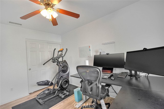 Detail Gallery Image 28 of 42 For 36644 Bay Hill Dr, Beaumont,  CA 92223 - 4 Beds | 3/1 Baths