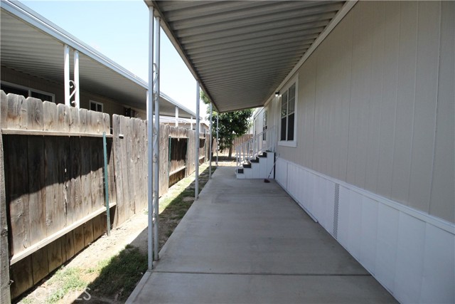 1301 Taft Highway, Bakersfield CA: https://media.crmls.org/medias/7ae1b54a-634a-49e8-98c0-93ffee789466.jpg