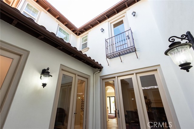 18 Elissa Lane, Ladera Ranch CA: https://media.crmls.org/medias/7ae39b0f-16a1-4692-afd3-e6af338334a3.jpg