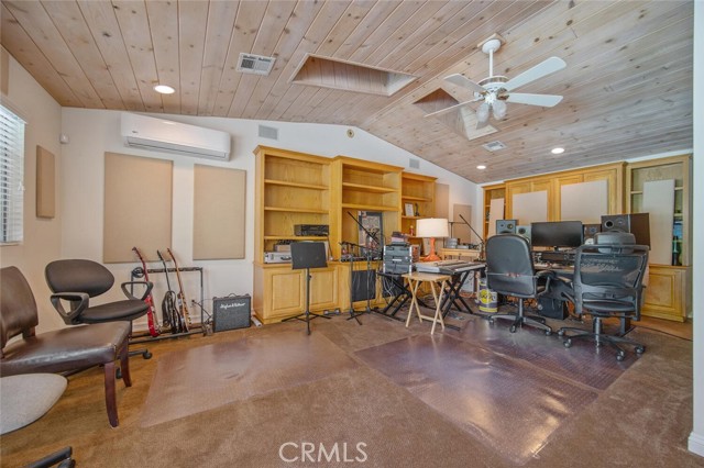 Image 43 of 55 For 15744 Beaver Run Road