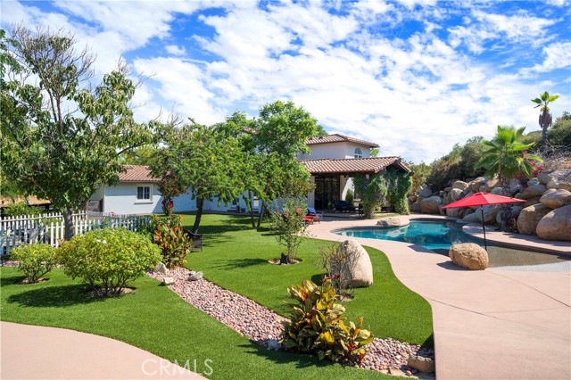 42179 Calle Paramo, Murrieta CA: https://media.crmls.org/medias/7ae7235b-0c40-4f88-a4b2-2a7d85f6dbb7.jpg