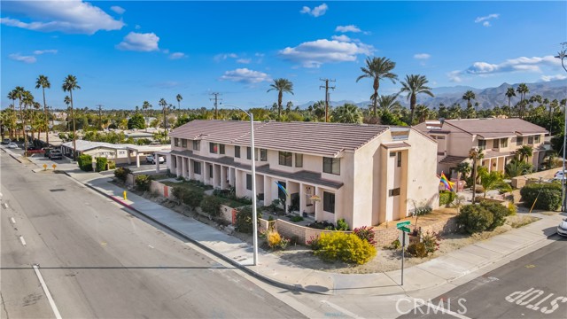 Detail Gallery Image 9 of 42 For 401 E Vista Chino #6,  Palm Springs,  CA 92262 - 2 Beds | 2/1 Baths