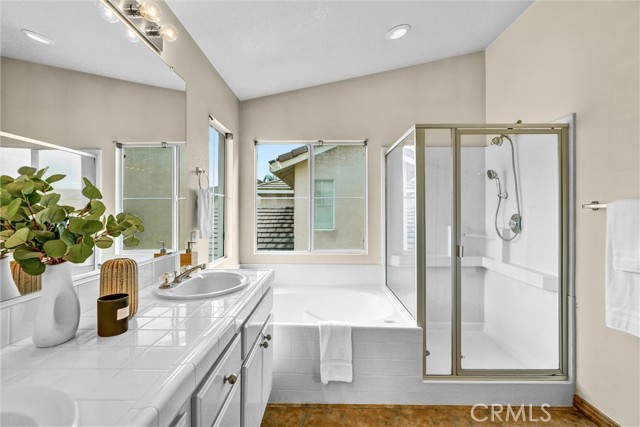 Detail Gallery Image 37 of 61 For 15155 Trail View Ct, Sylmar,  CA 91342 - 5 Beds | 4 Baths