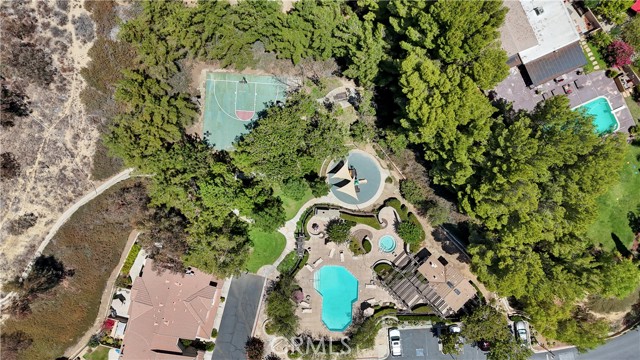26502 Big Sur Drive, Valencia CA: https://media.crmls.org/medias/7aea129f-6f29-45f1-a801-8048405bba93.jpg