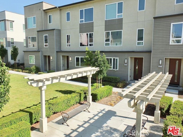 8024 Olive Lane, Downey CA: https://media.crmls.org/medias/7aeaa795-25a9-4653-8059-acdc2950f012.jpg