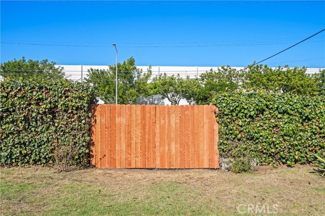 Detail Gallery Image 35 of 37 For 20802 Brighton Ave, Torrance,  CA 90501 - 4 Beds | 2 Baths