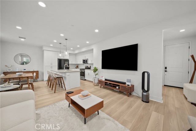 Detail Gallery Image 4 of 38 For 16157 Sandpiper Ave, Chino,  CA 91708 - 4 Beds | 3 Baths