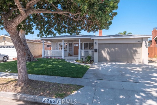 22633 Marjorie Avenue, Torrance CA: https://media.crmls.org/medias/7aeb65c2-d7e1-4d70-b342-002052319505.jpg