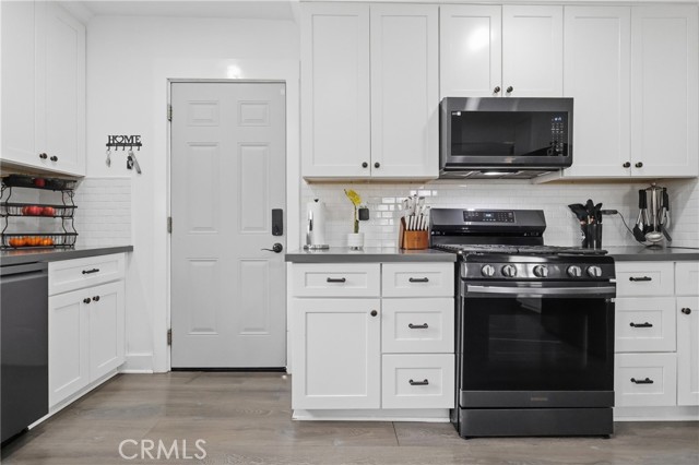 Detail Gallery Image 25 of 40 For 816 W 120th St, Los Angeles,  CA 90044 - 3 Beds | 1 Baths