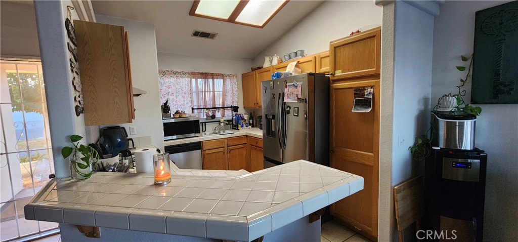 MLS #OC25253869 image #9