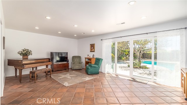 26633 Shorewood Road, Rancho Palos Verdes, California 90275, 4 Bedrooms Bedrooms, ,2 BathroomsBathrooms,Residential,Sold,Shorewood,SB22079269