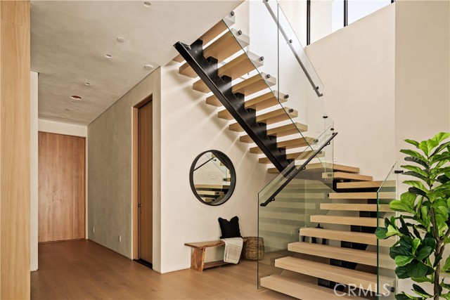 4724 Lemona Avenue, Sherman Oaks CA: https://media.crmls.org/medias/7aed5a90-22d5-4304-be83-be7efdae9d68.jpg