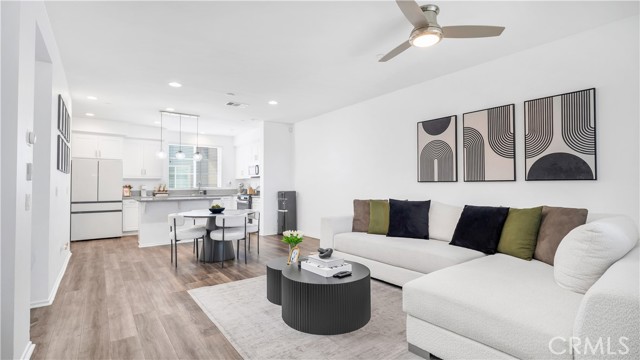 1017 Savi Drive, Corona CA: https://media.crmls.org/medias/7aed8067-5014-4ef4-a407-66048b7c6683.jpg