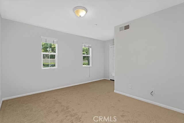 Photo #8: OC24154593 Listing 