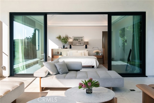 101 N Poinsettia Avenue, Manhattan Beach CA: https://media.crmls.org/medias/7aef5676-73b4-457e-b838-b3ee93339d5c.jpg