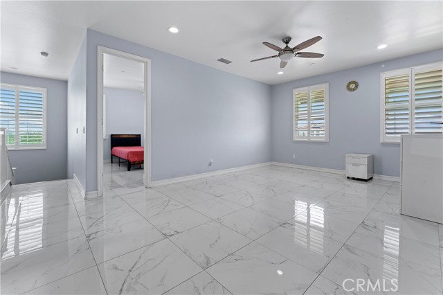 1600 Liv Court, Redlands CA: https://media.crmls.org/medias/7aef7bf9-ba18-49d4-a2e7-708811aa7a4c.jpg