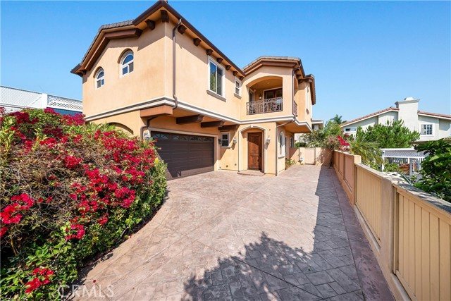 1909 Perry Avenue, Redondo Beach, California 90278, 4 Bedrooms Bedrooms, ,3 BathroomsBathrooms,Residential,Sold,Perry,SB21207272